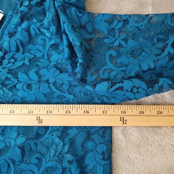 Charter Club Blue Floral Lace Top Size XS - Picture 7 of 8